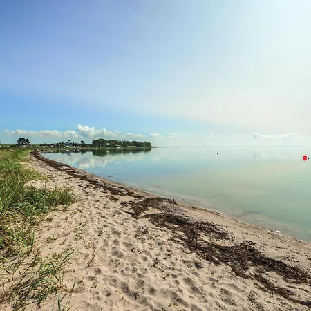 Nyaraló Two-bedroom In Bjert Bjert Strand