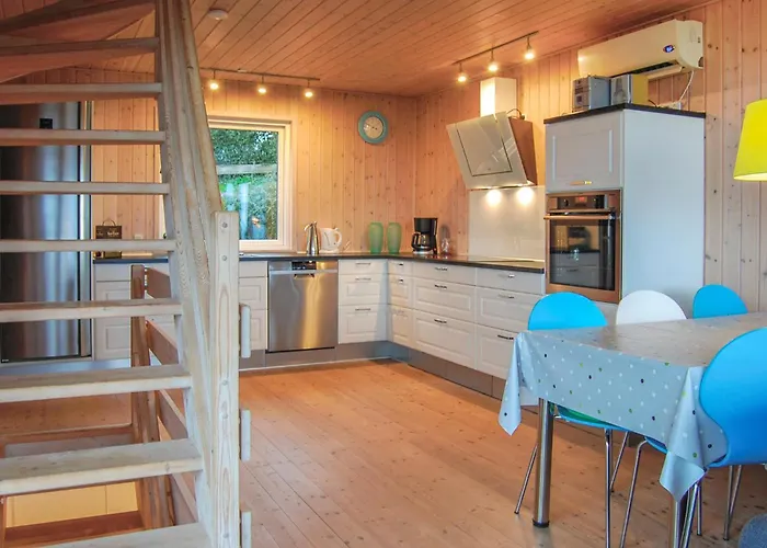 Two-bedroom In Bjert * Bjert Strand