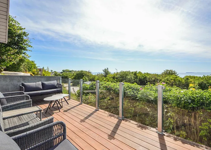 Two-bedroom In Bjert Nyaraló *